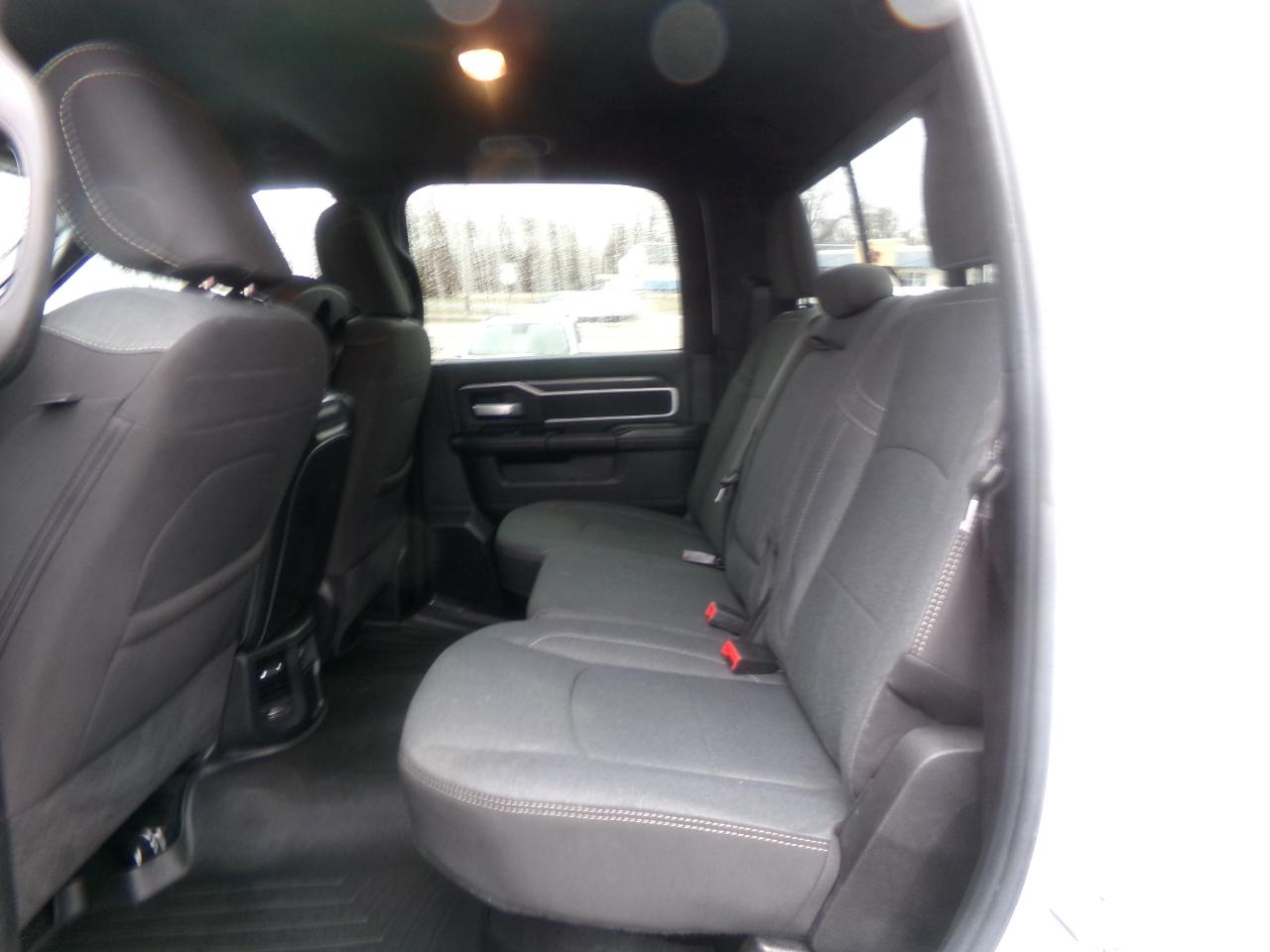 RAM 3500 Lone Star 4x4 Crew Cab 6'4" Box 2024