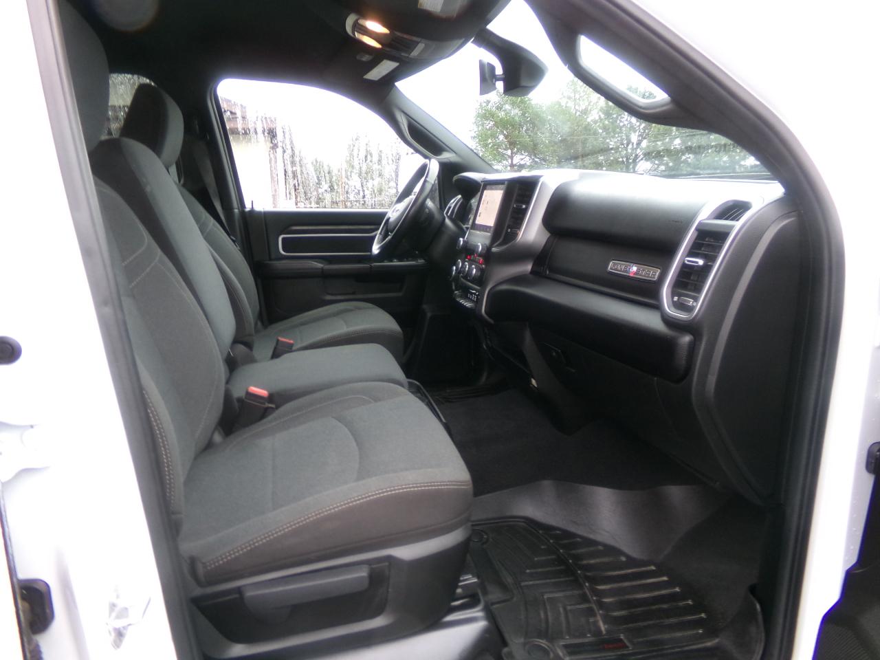 RAM 3500 Lone Star 4x4 Crew Cab 6'4" Box 2024