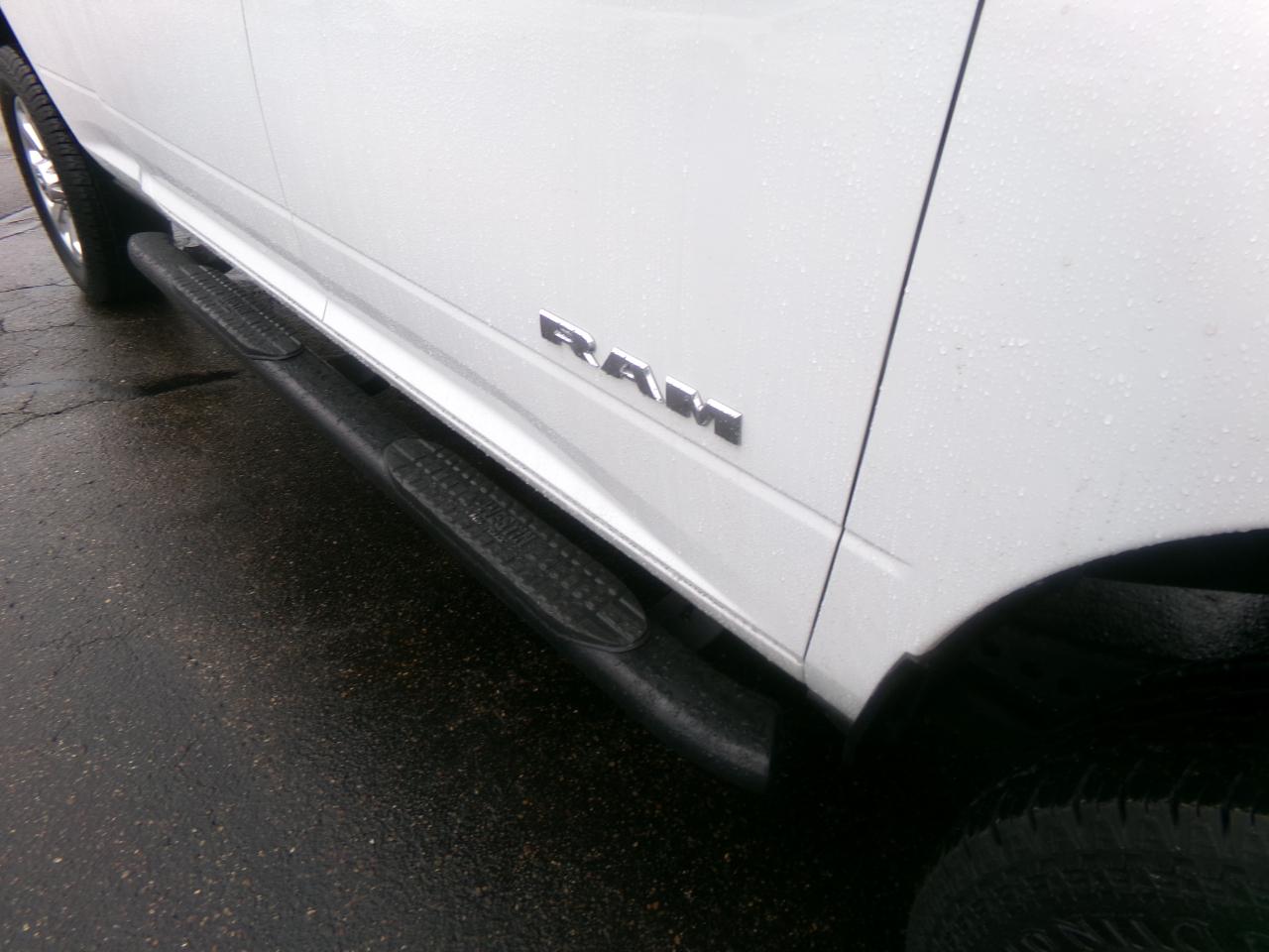 RAM 3500 Lone Star 4x4 Crew Cab 6'4" Box 2024