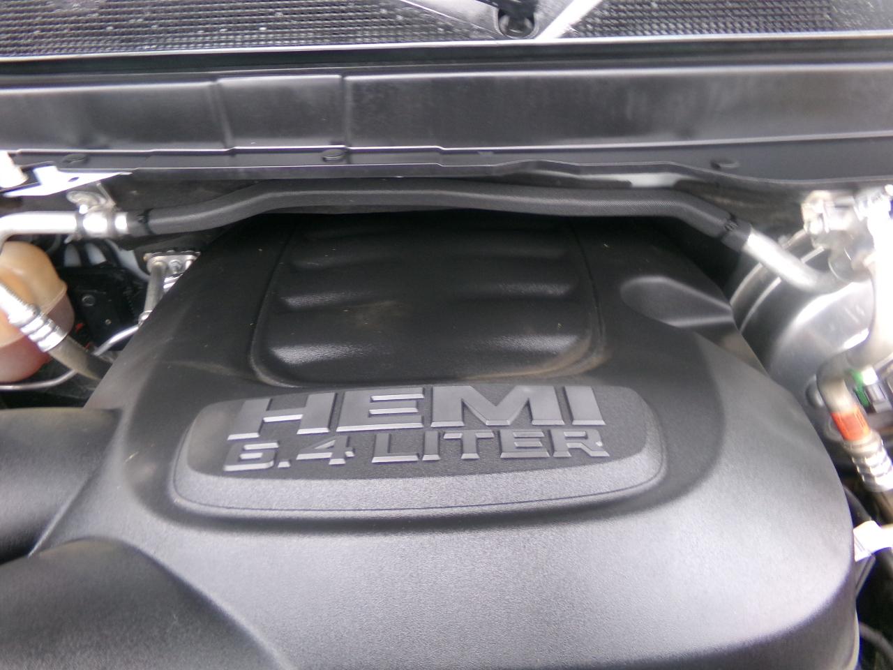 RAM 3500 Lone Star 4x4 Crew Cab 6'4" Box 2024