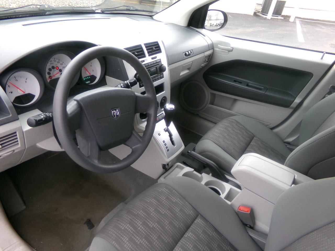 Dodge Caliber 4dr HB FWD 2007