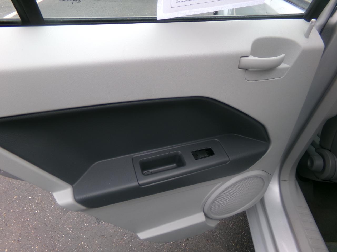 Dodge Caliber 4dr HB FWD 2007