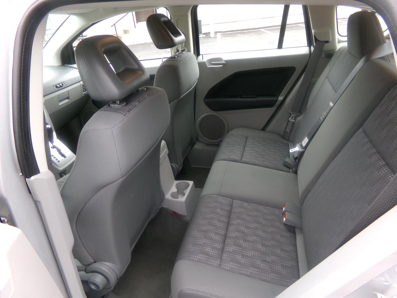 Dodge Caliber 4dr HB FWD 2007