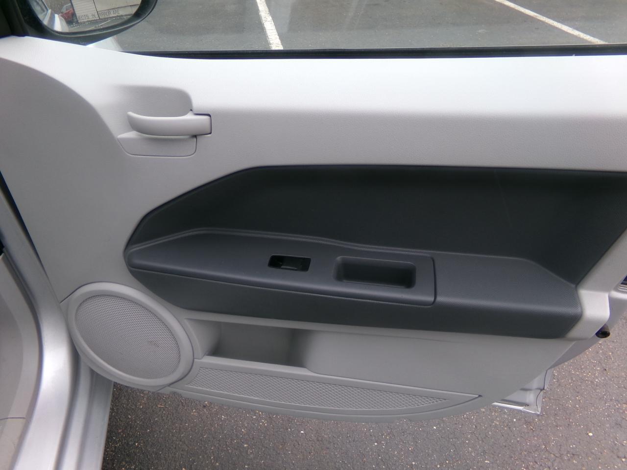 Dodge Caliber 4dr HB FWD 2007