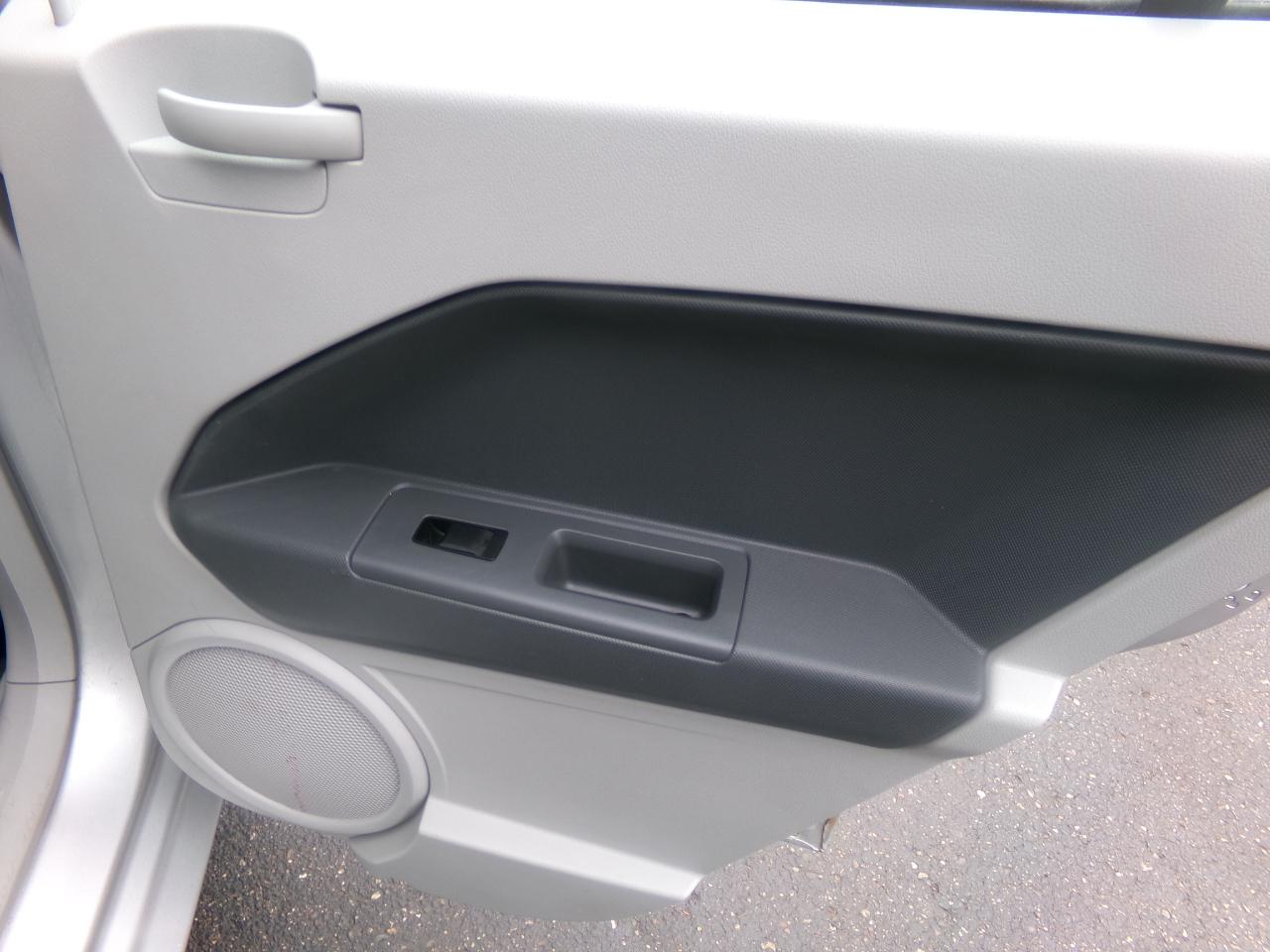 Dodge Caliber 4dr HB FWD 2007