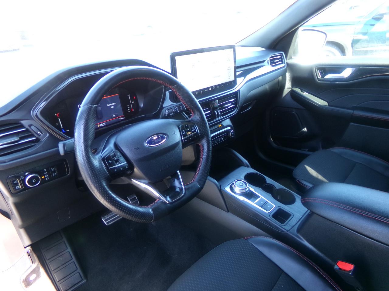 Ford Escape ST-Line Hybrid 2024