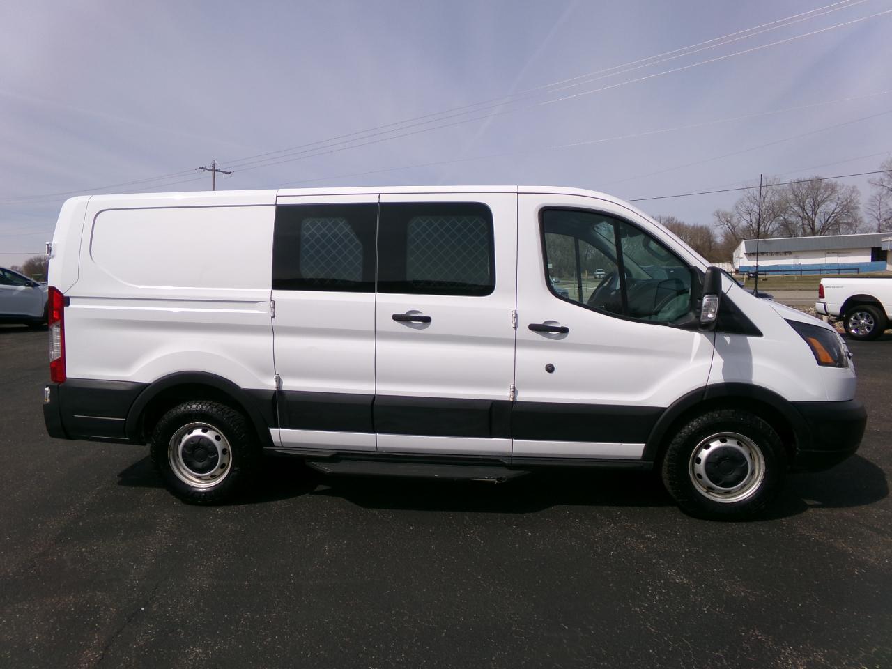 Ford Transit Van T-150 130" Low Rf 8600 GVWR Swing-Out RH Dr 2019