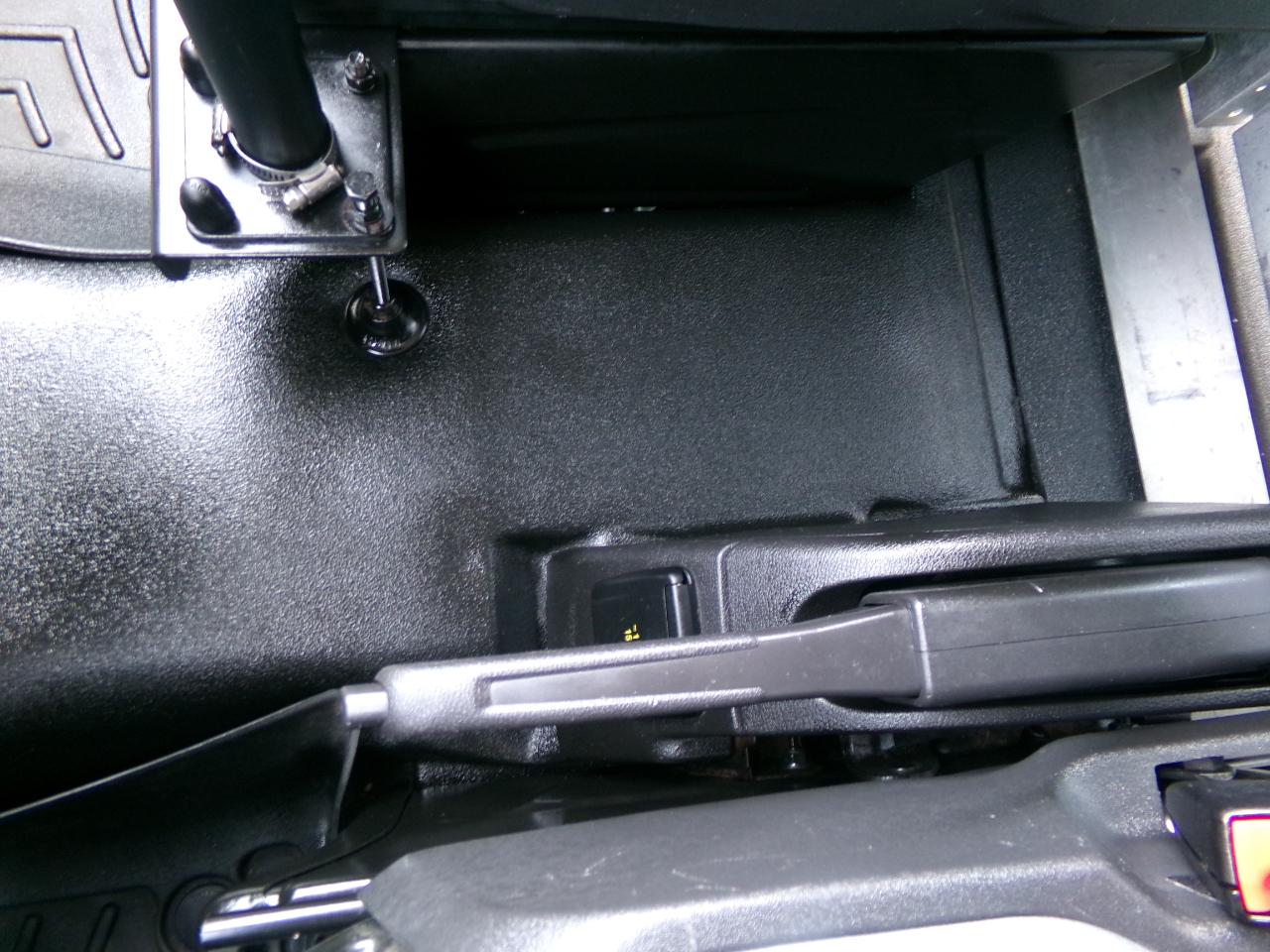 Ford Transit Van T-150 130" Low Rf 8600 GVWR Swing-Out RH Dr 2019