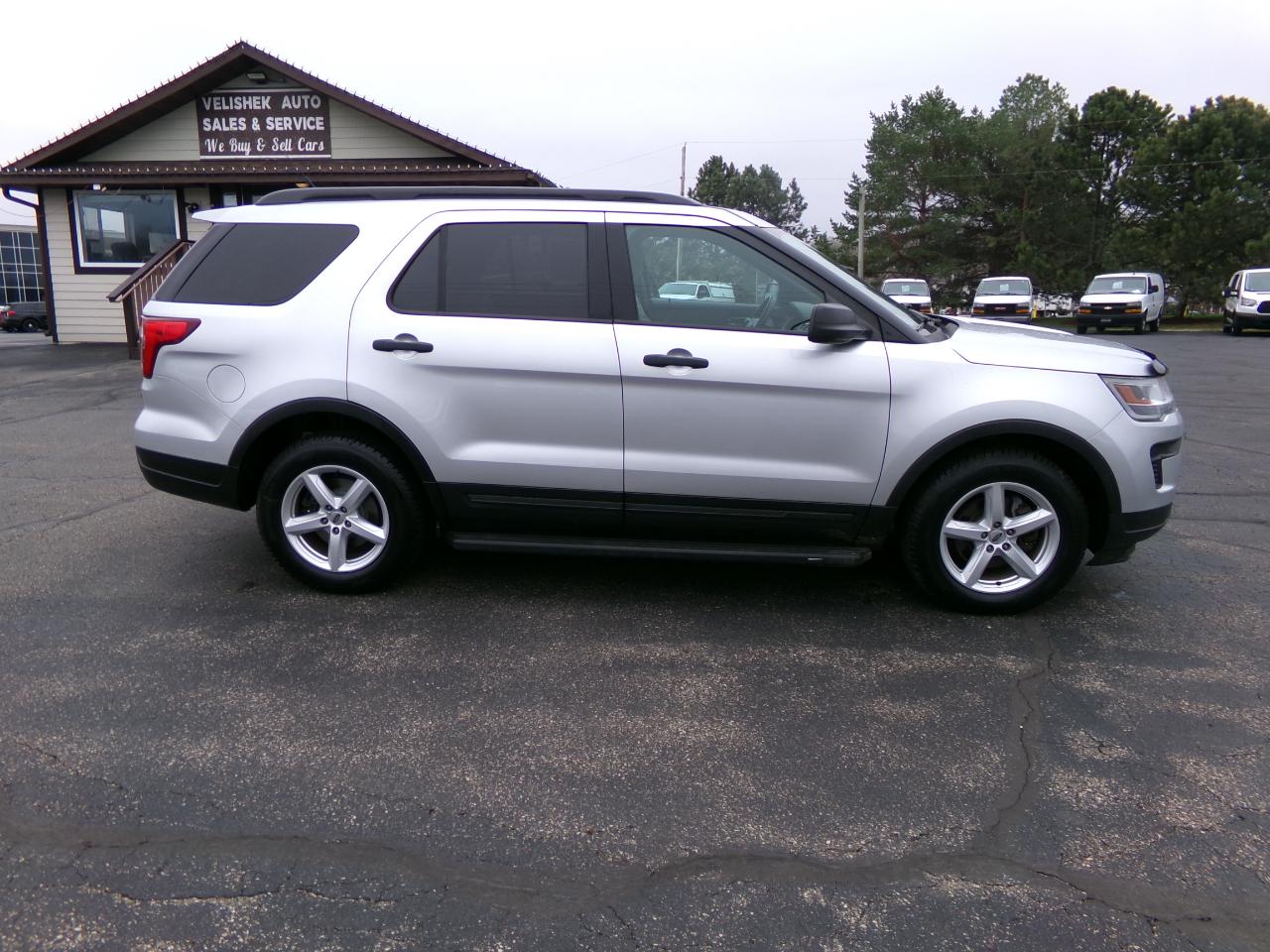 Ford Explorer Base 4WD 2019