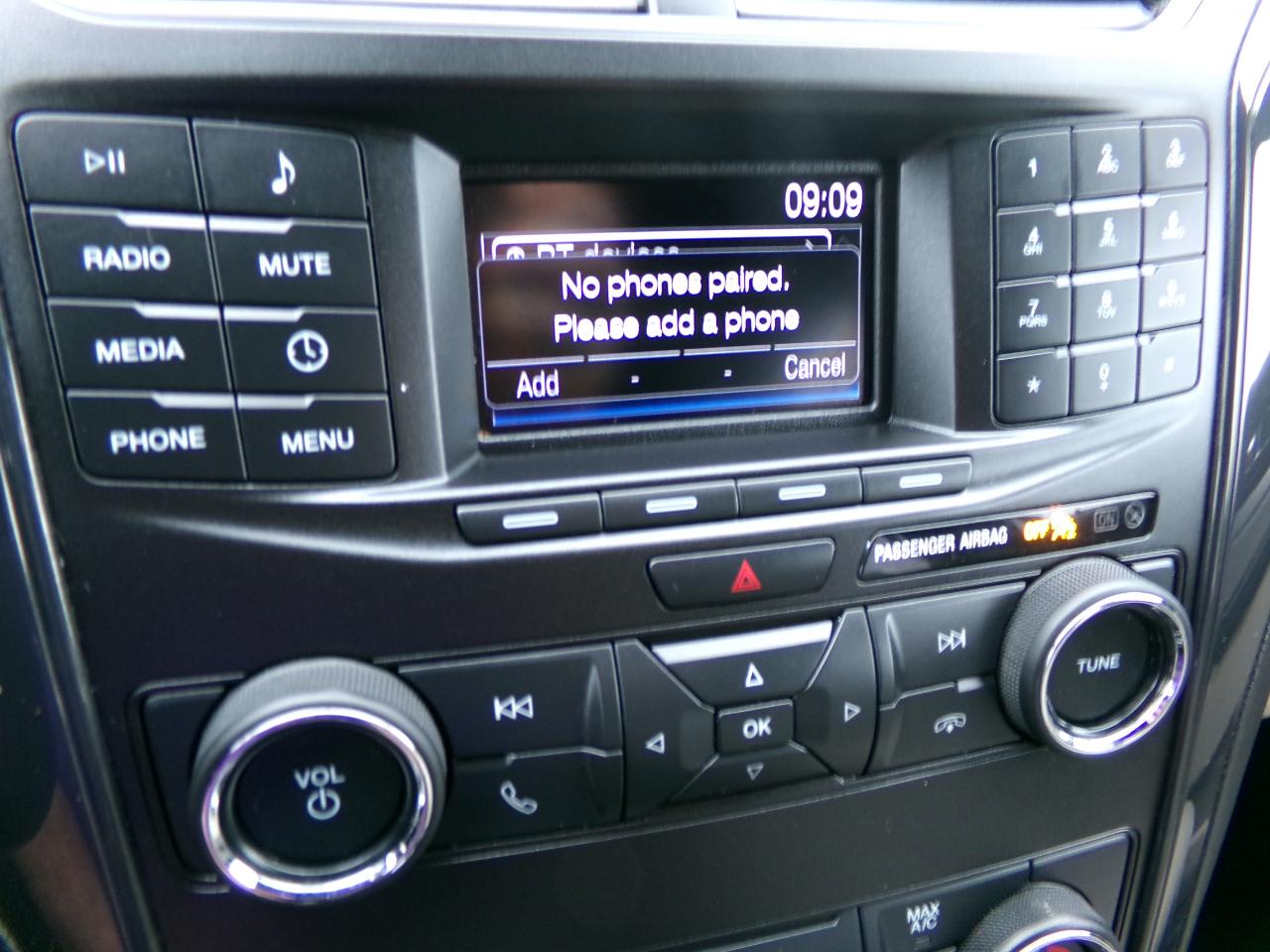 Ford Explorer Base 4WD 2019