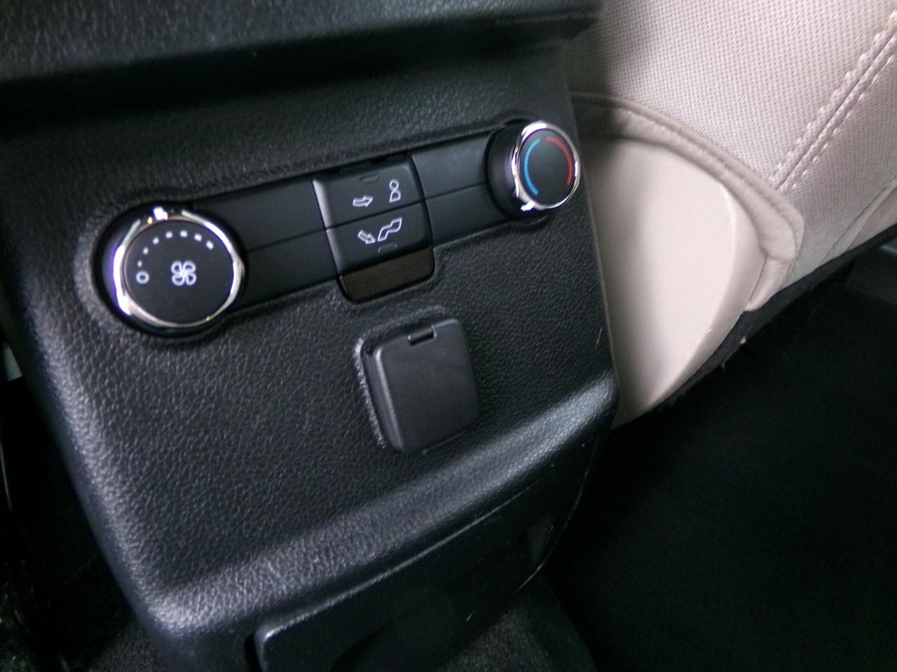 Ford Explorer Base 4WD 2019