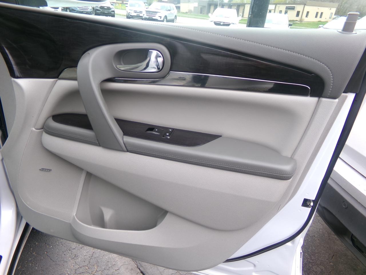 Buick Enclave AWD 4dr Premium 2016