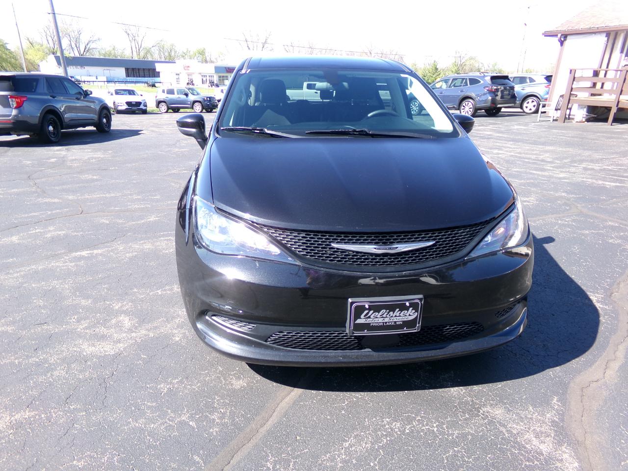 Chrysler Voyager LX FWD 2022