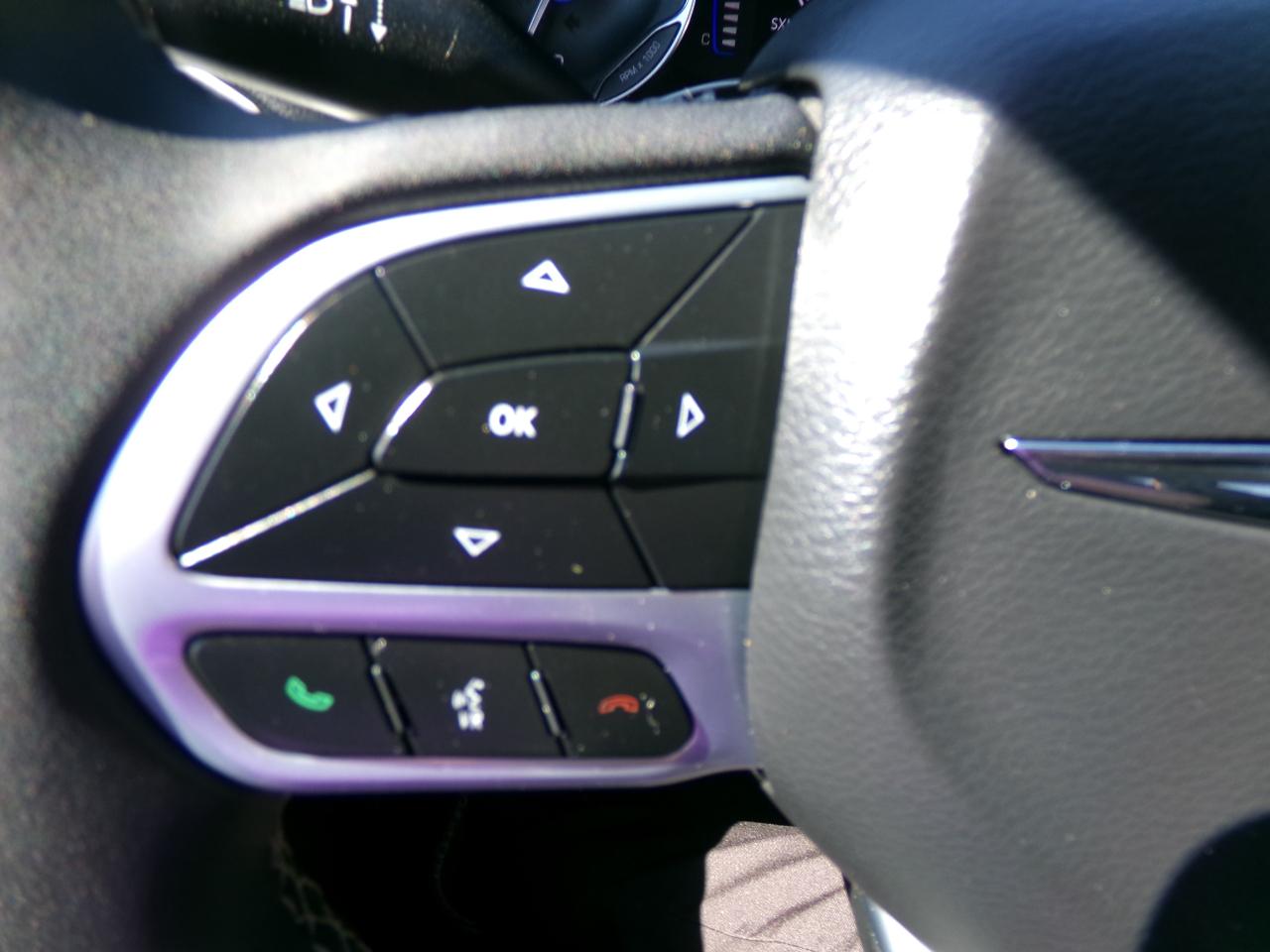 Chrysler Voyager LX FWD 2022