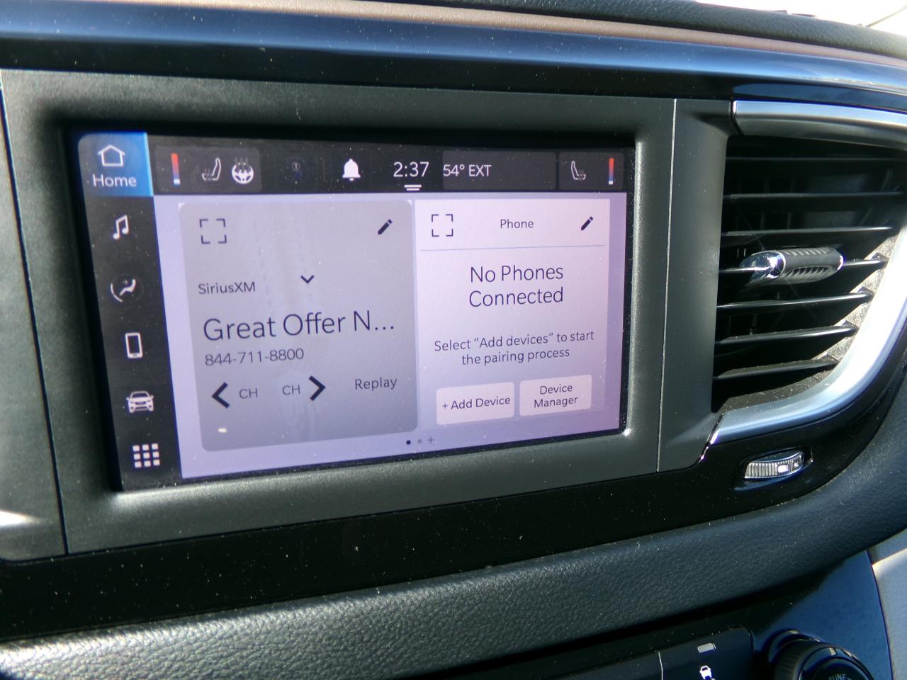 Chrysler Voyager LX FWD 2022