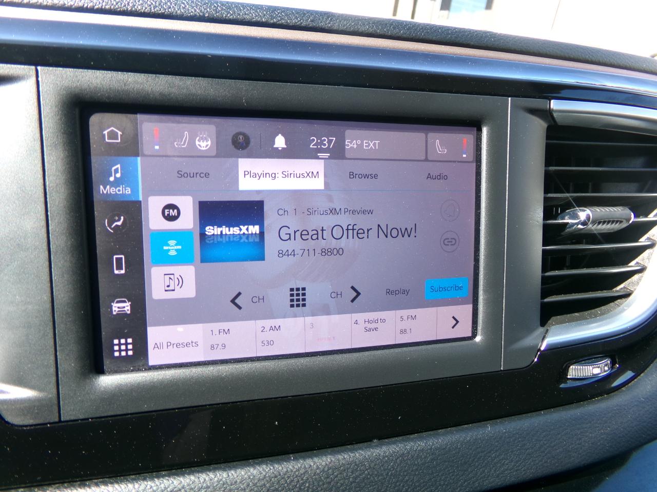 Chrysler Voyager LX FWD 2022