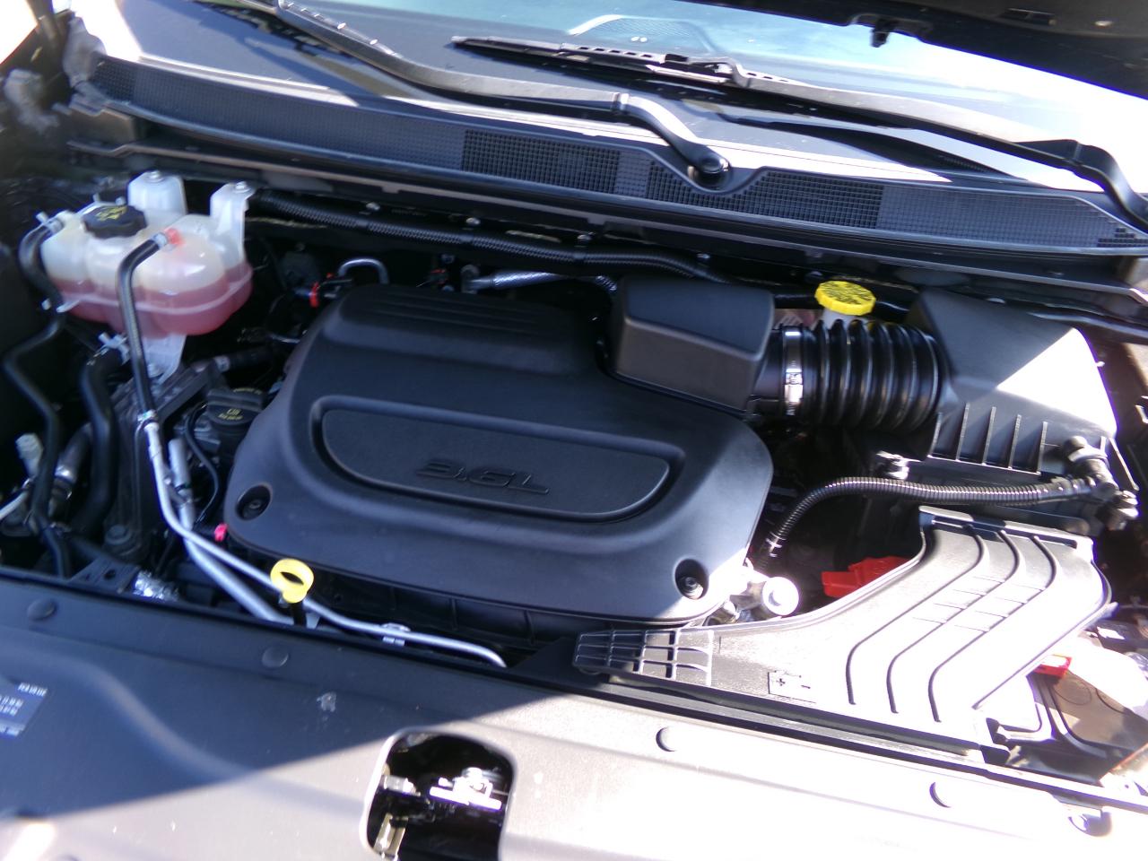 Chrysler Voyager LX FWD 2022