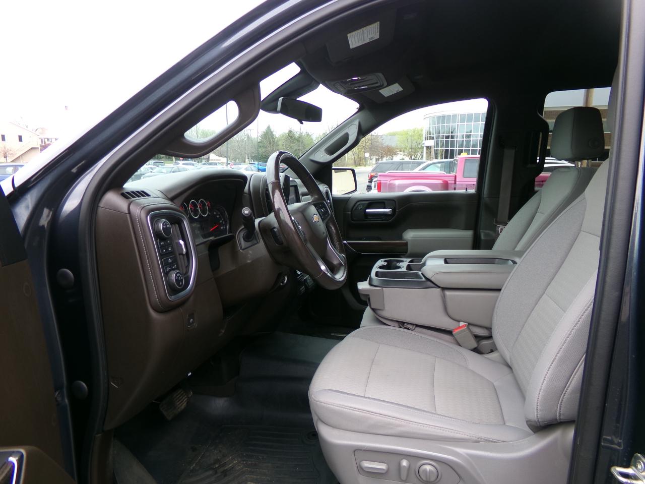 Chevrolet Silverado 1500 4WD Crew Cab 147" LT w/1LT 2021