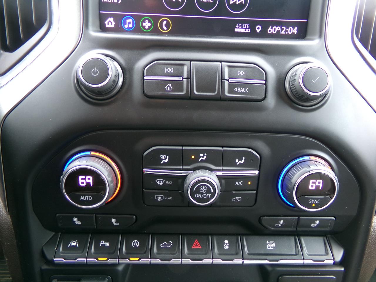 Chevrolet Silverado 1500 4WD Crew Cab 147" LT w/1LT 2021