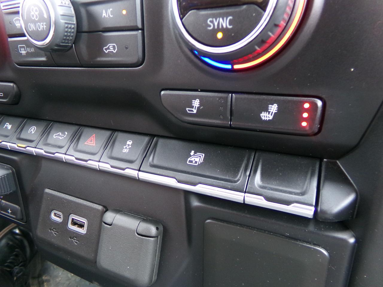 Chevrolet Silverado 1500 4WD Crew Cab 147" LT w/1LT 2021