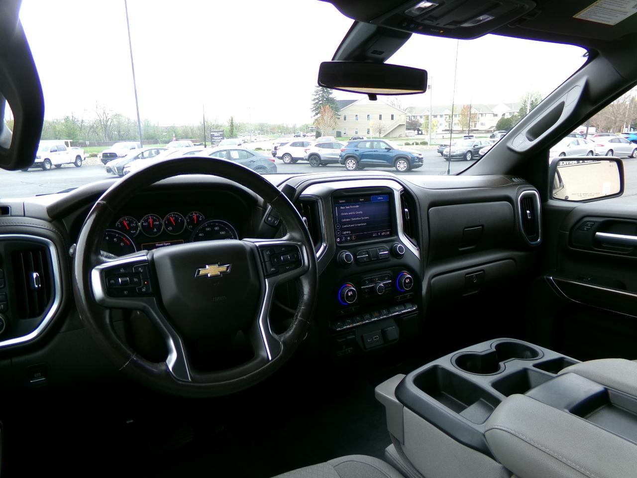 Chevrolet Silverado 1500 4WD Crew Cab 147" LT w/1LT 2021