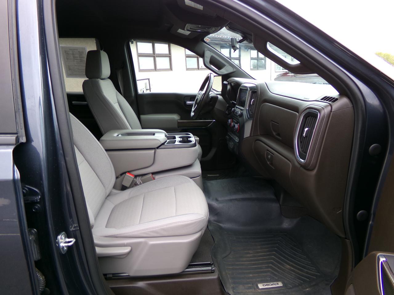 Chevrolet Silverado 1500 4WD Crew Cab 147" LT w/1LT 2021