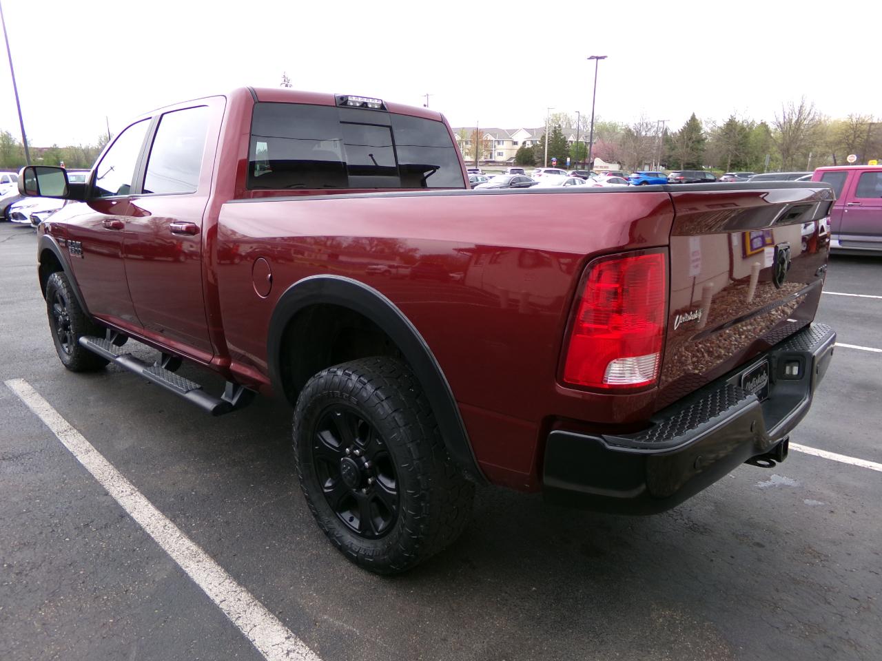 RAM 3500 Big Horn 4x4 Crew Cab 6'4" Box 2017