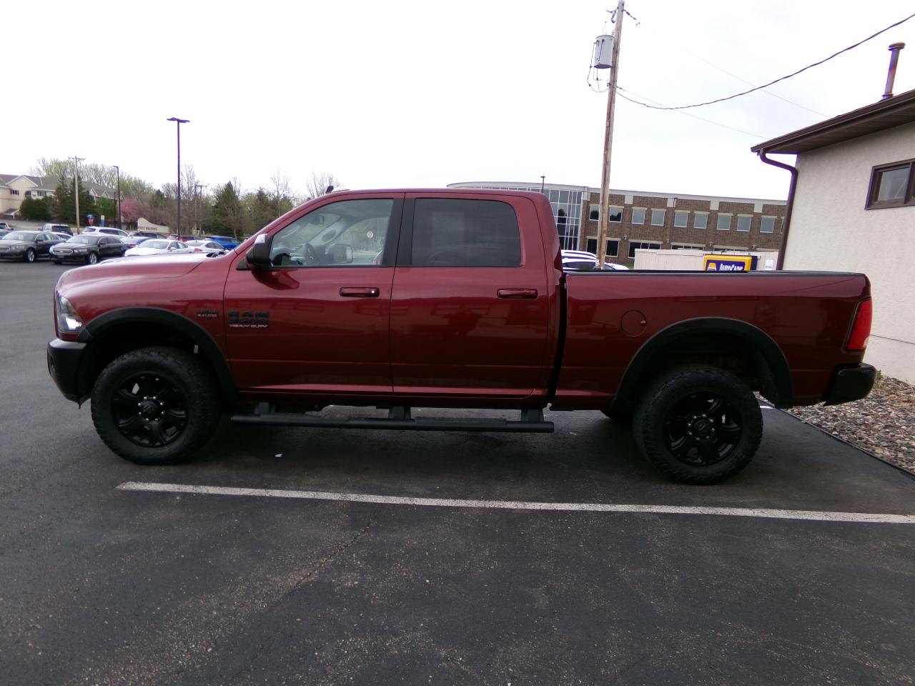 RAM 3500 Big Horn 4x4 Crew Cab 6'4" Box 2017