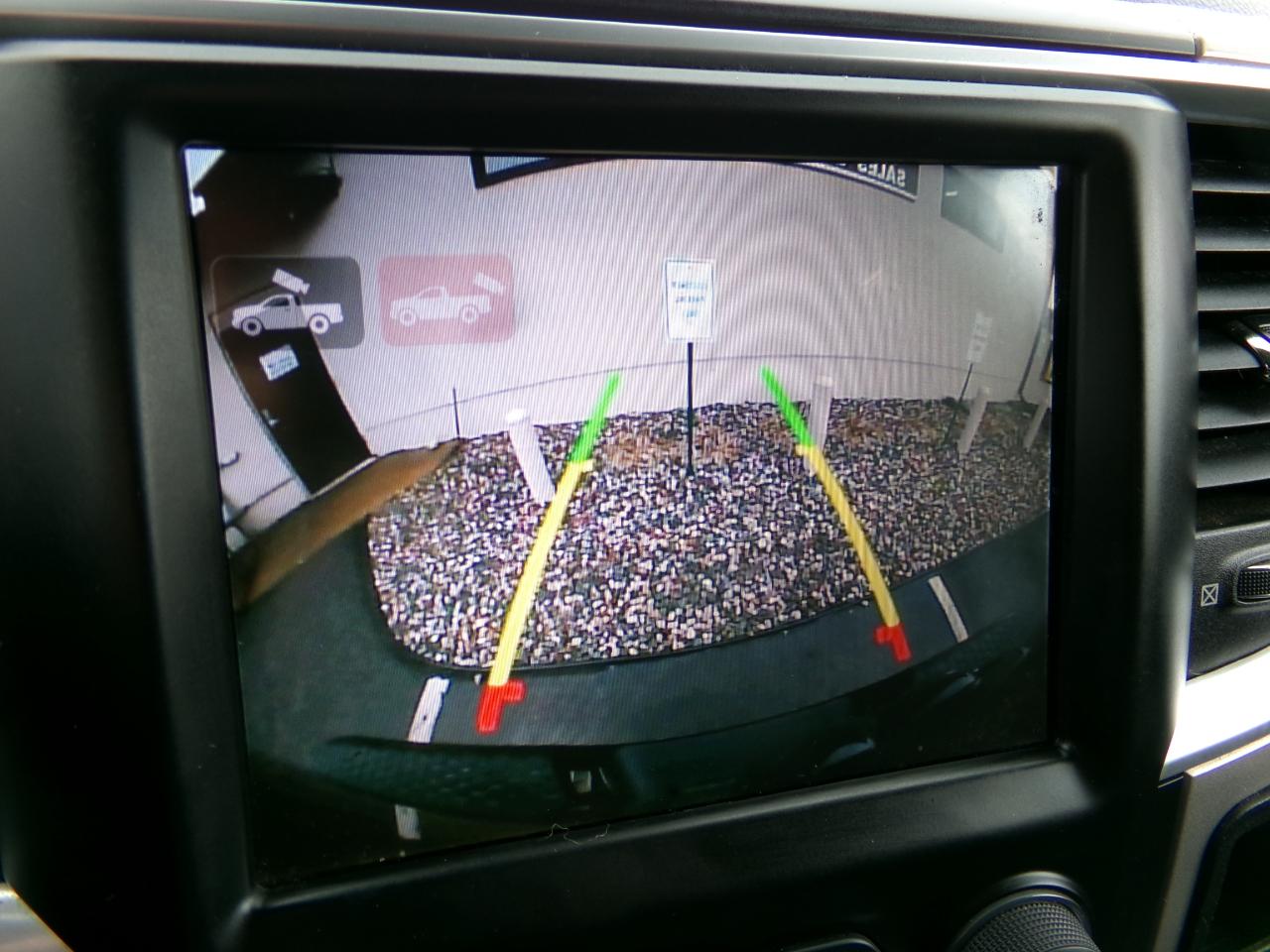 RAM 3500 Big Horn 4x4 Crew Cab 6'4" Box 2017