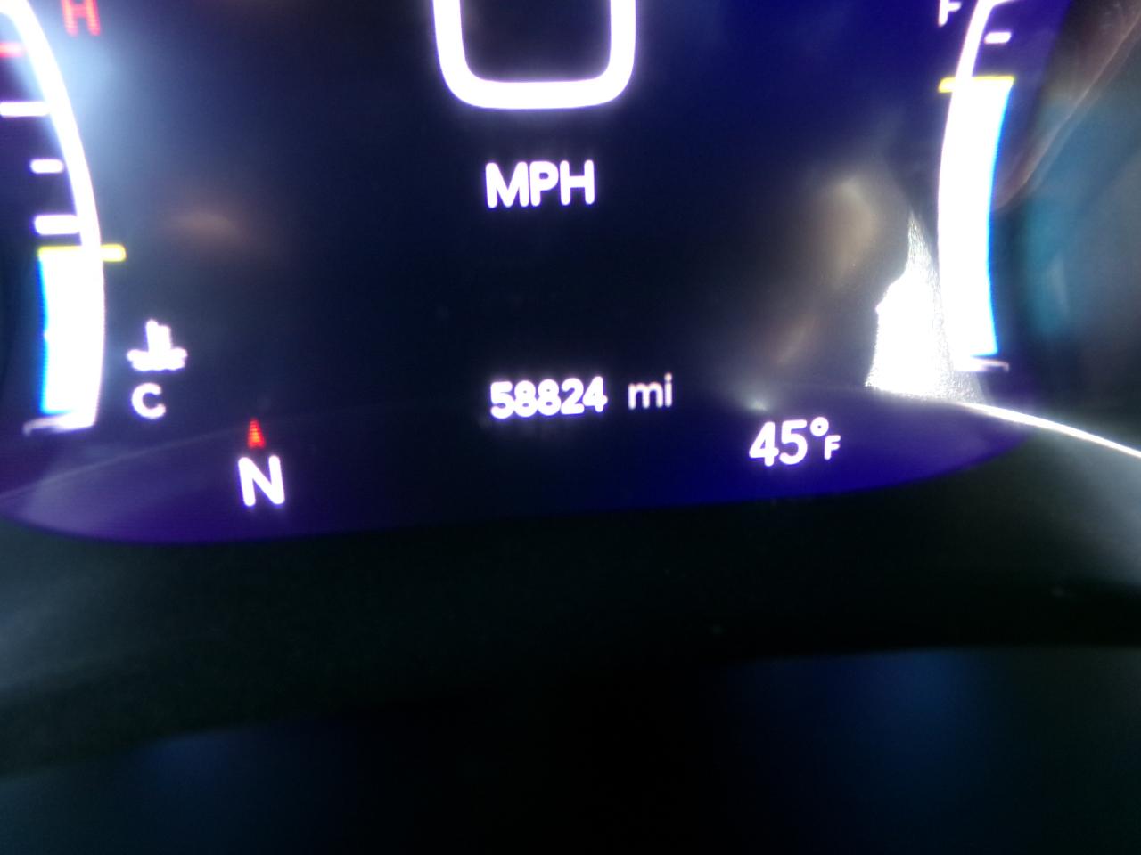 Chrysler Pacifica Touring FWD 2023