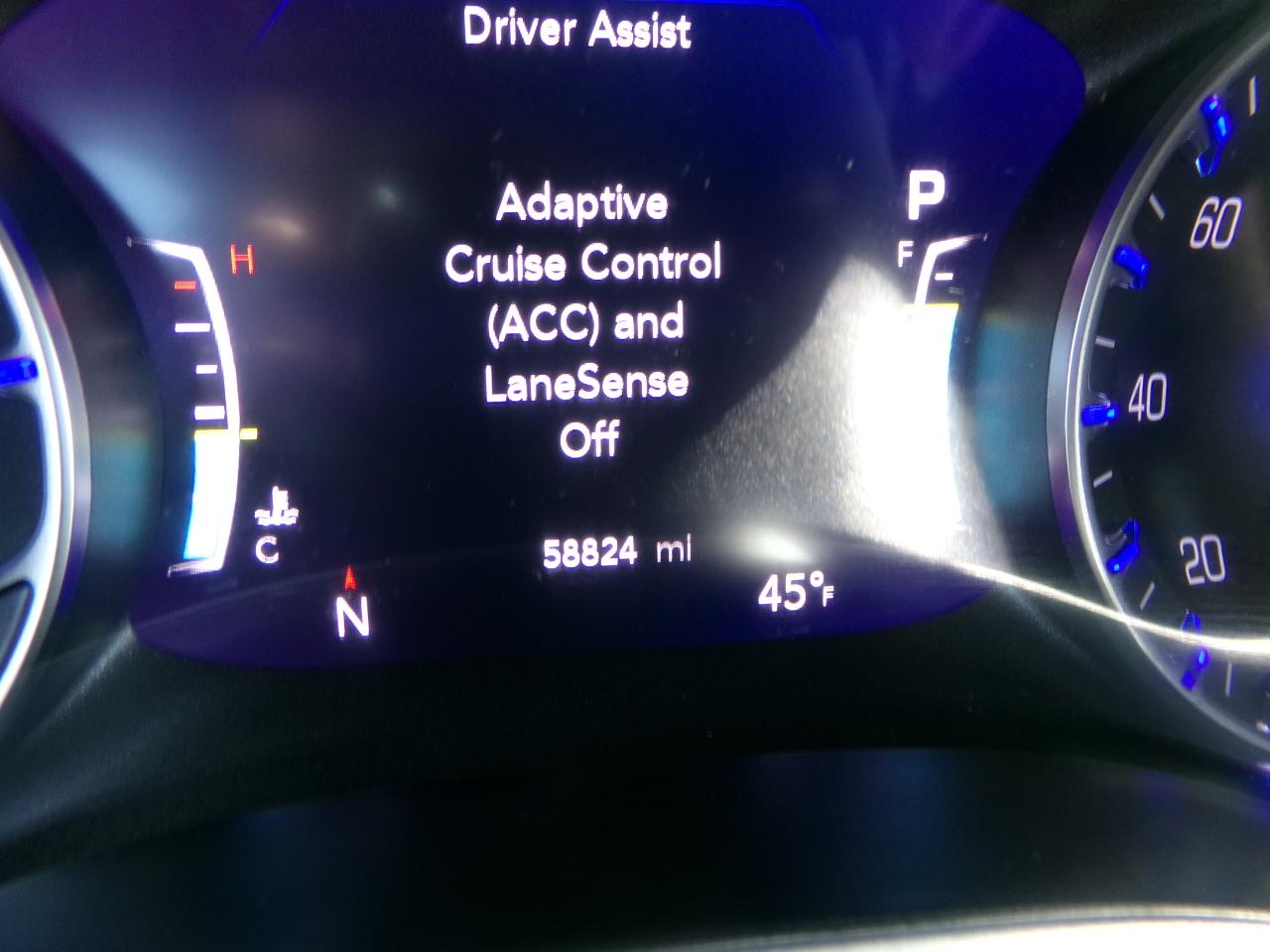 Chrysler Pacifica Touring FWD 2023