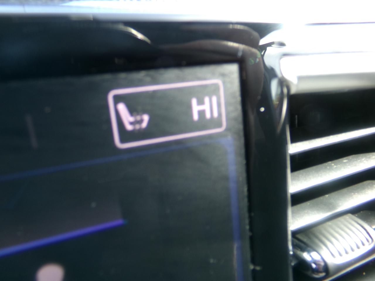 Chrysler Pacifica Touring FWD 2023