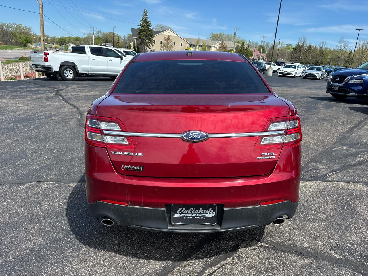 Ford Taurus SEL FWD 2018