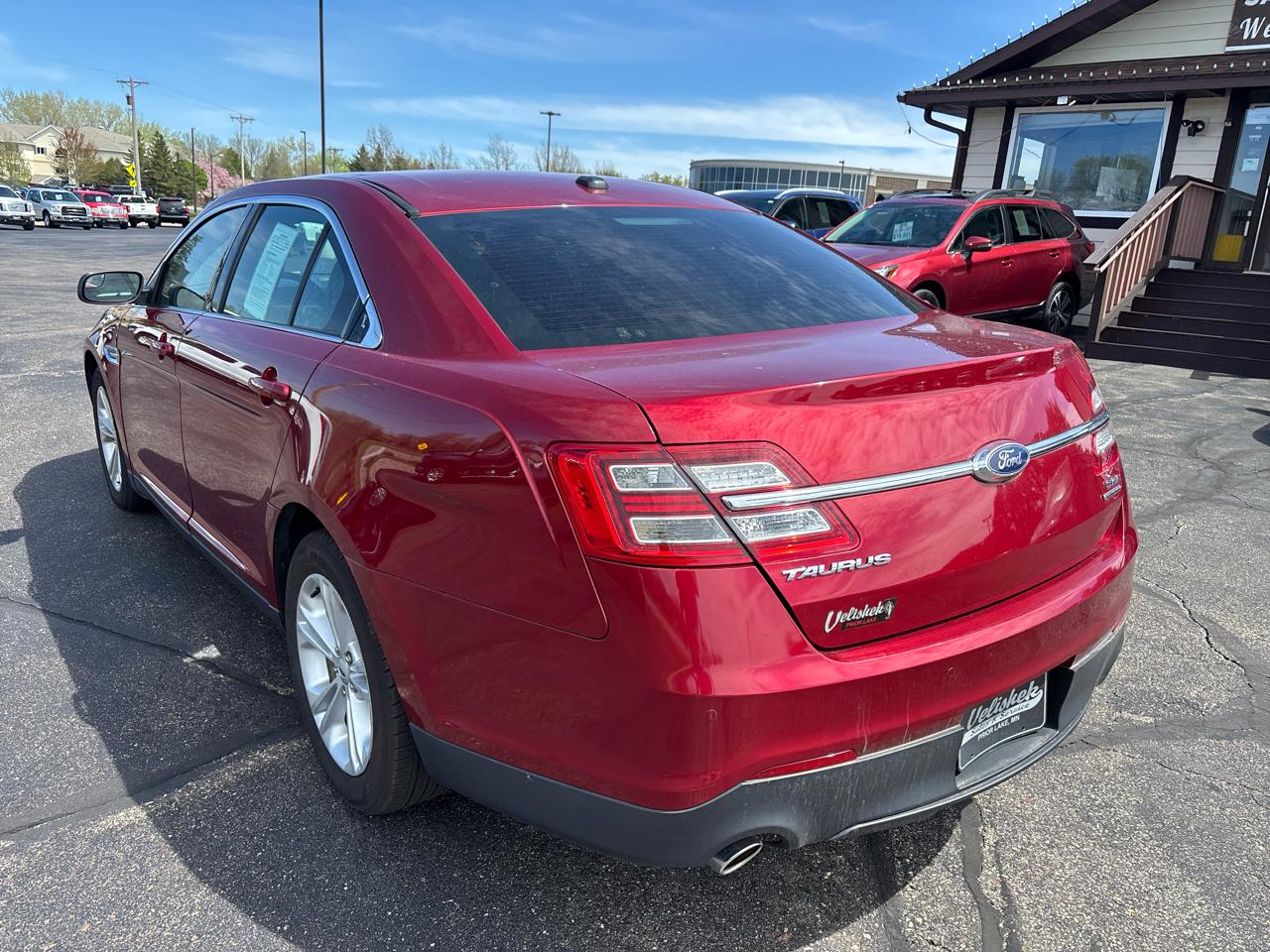 Ford Taurus SEL FWD 2018