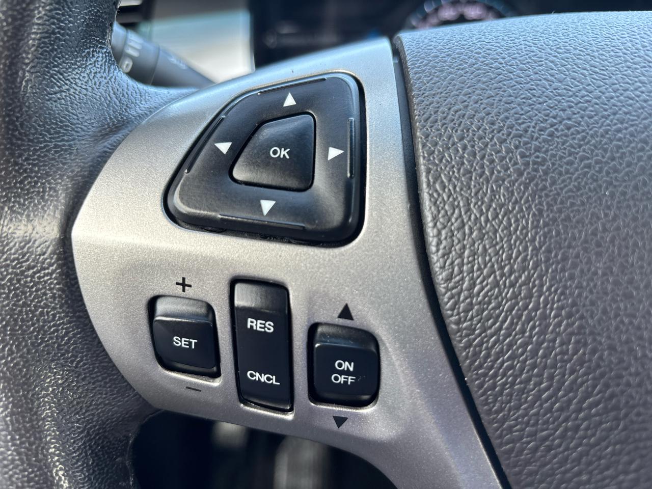 Ford Taurus SEL FWD 2018