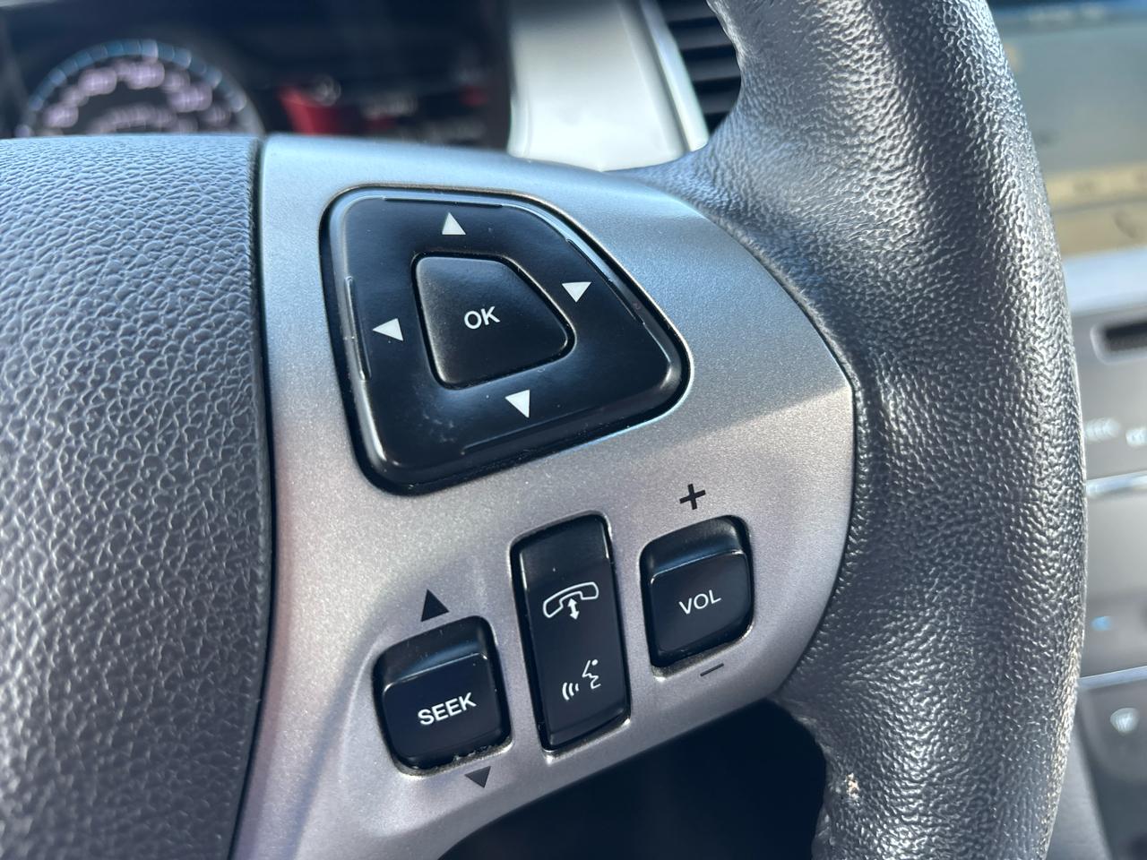 Ford Taurus SEL FWD 2018