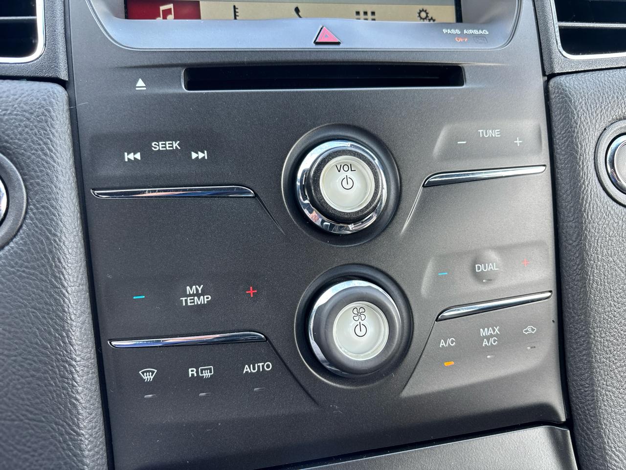 Ford Taurus SEL FWD 2018