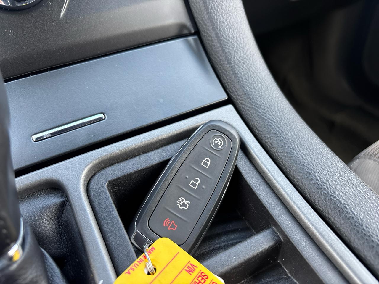 Ford Taurus SEL FWD 2018