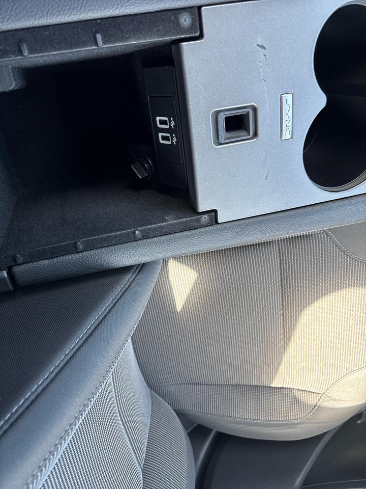 Ford Taurus SEL FWD 2018