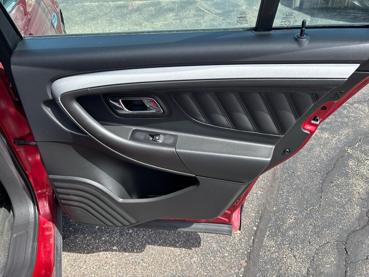 Ford Taurus SEL FWD 2018