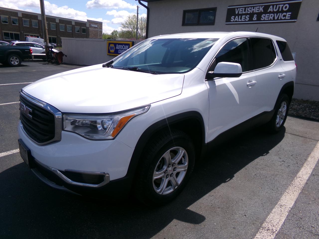 GMC Acadia AWD 4dr SLE w/SLE-1 2019