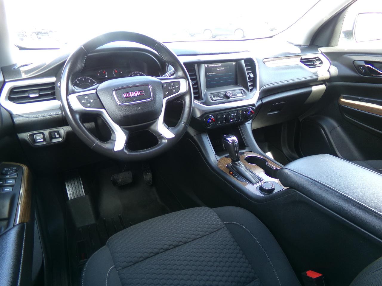 GMC Acadia AWD 4dr SLE w/SLE-1 2019