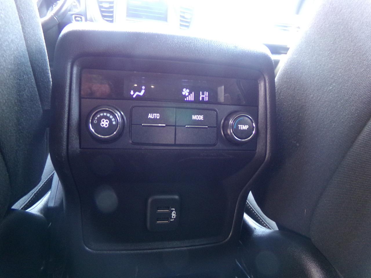 GMC Acadia AWD 4dr SLE w/SLE-1 2019