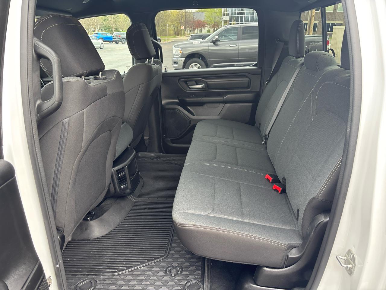 RAM 1500 Tradesman 4x4 Crew Cab 6'4" Box 2023