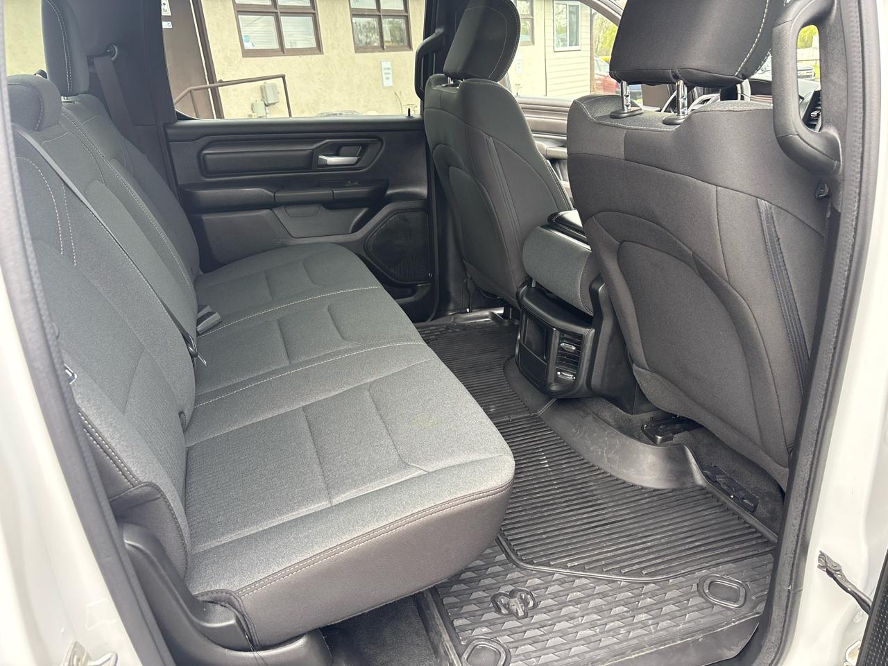 RAM 1500 Tradesman 4x4 Crew Cab 6'4" Box 2023