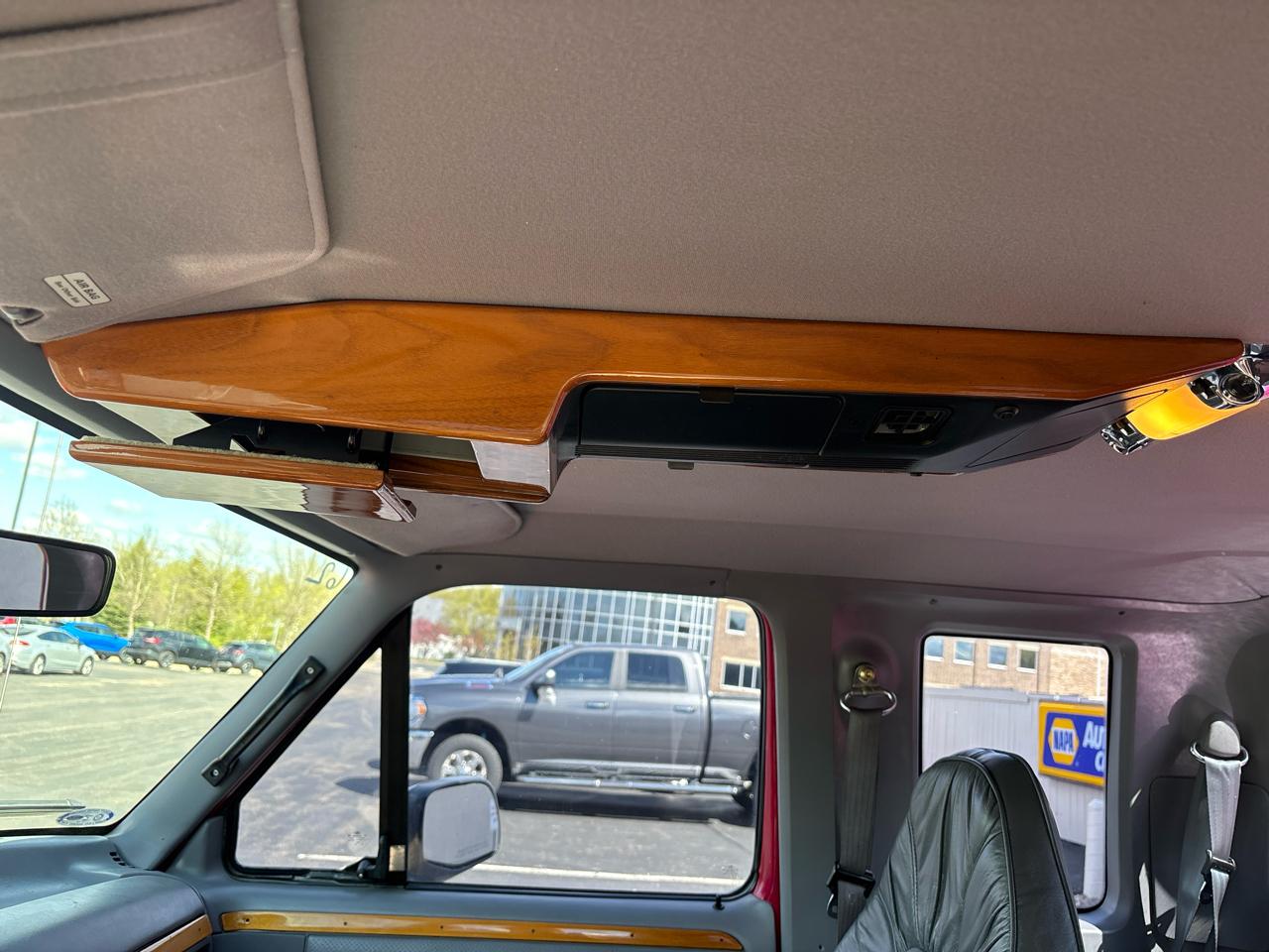 Ford F-150 Supercab 138.8" WB 1995