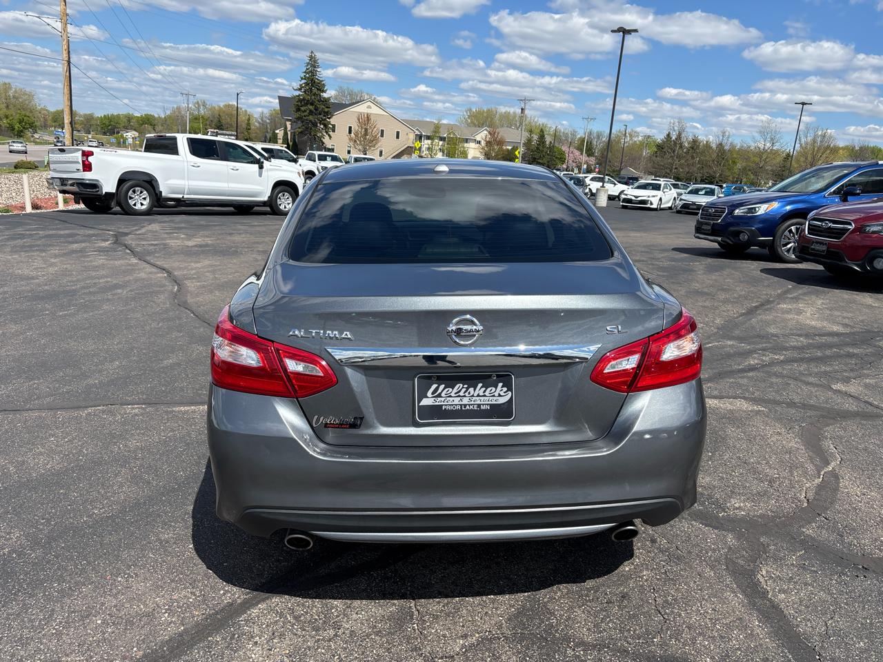 Nissan Altima 4dr Sdn I4 2.5 2016