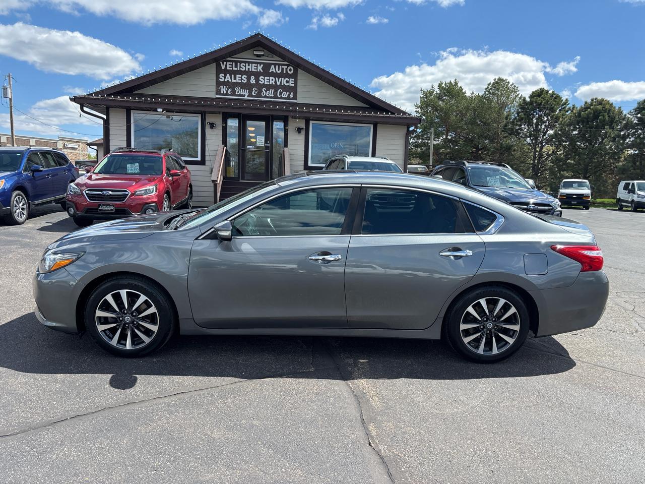 Nissan Altima 4dr Sdn I4 2.5 2016