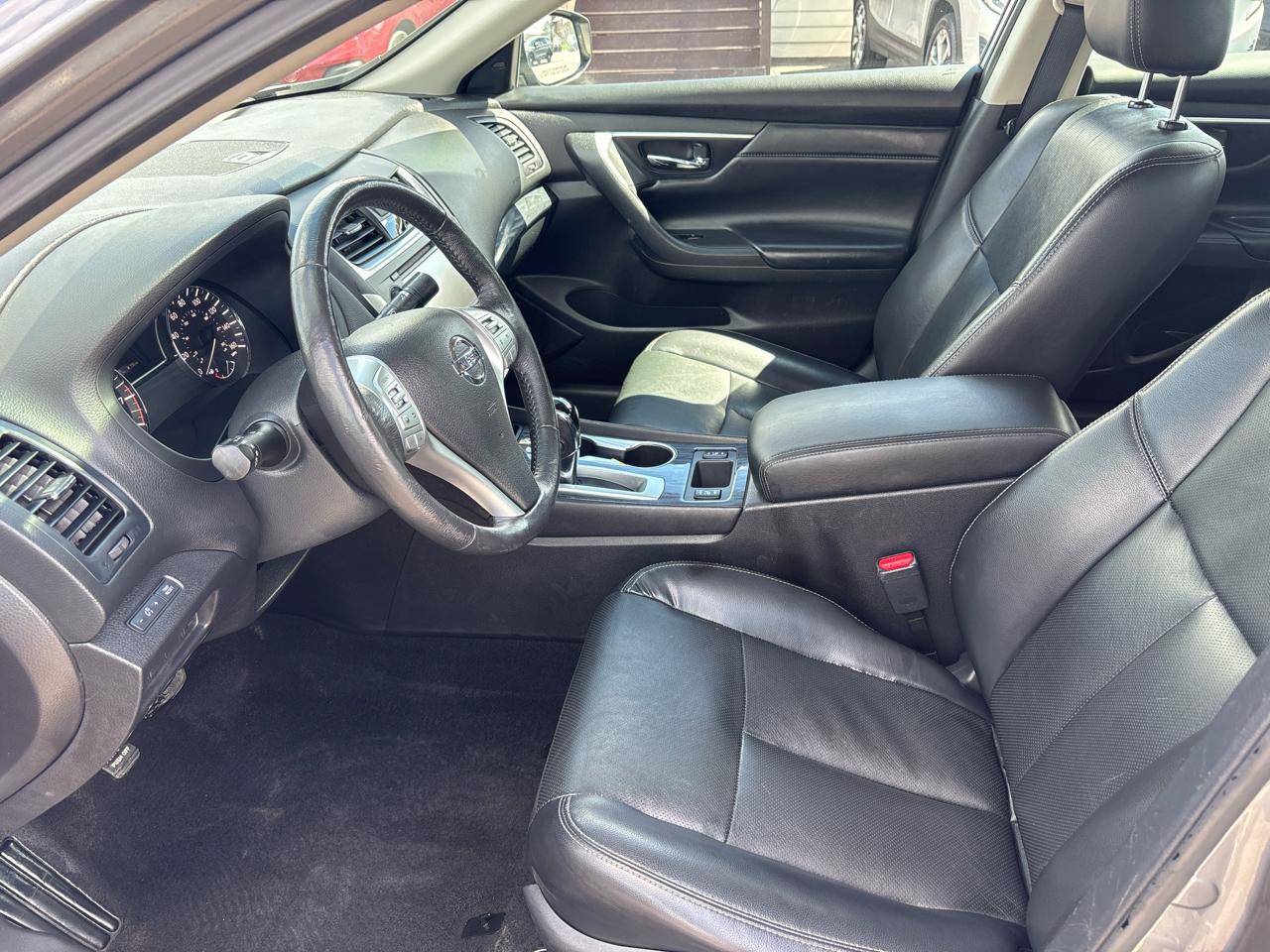Nissan Altima 4dr Sdn I4 2.5 2016