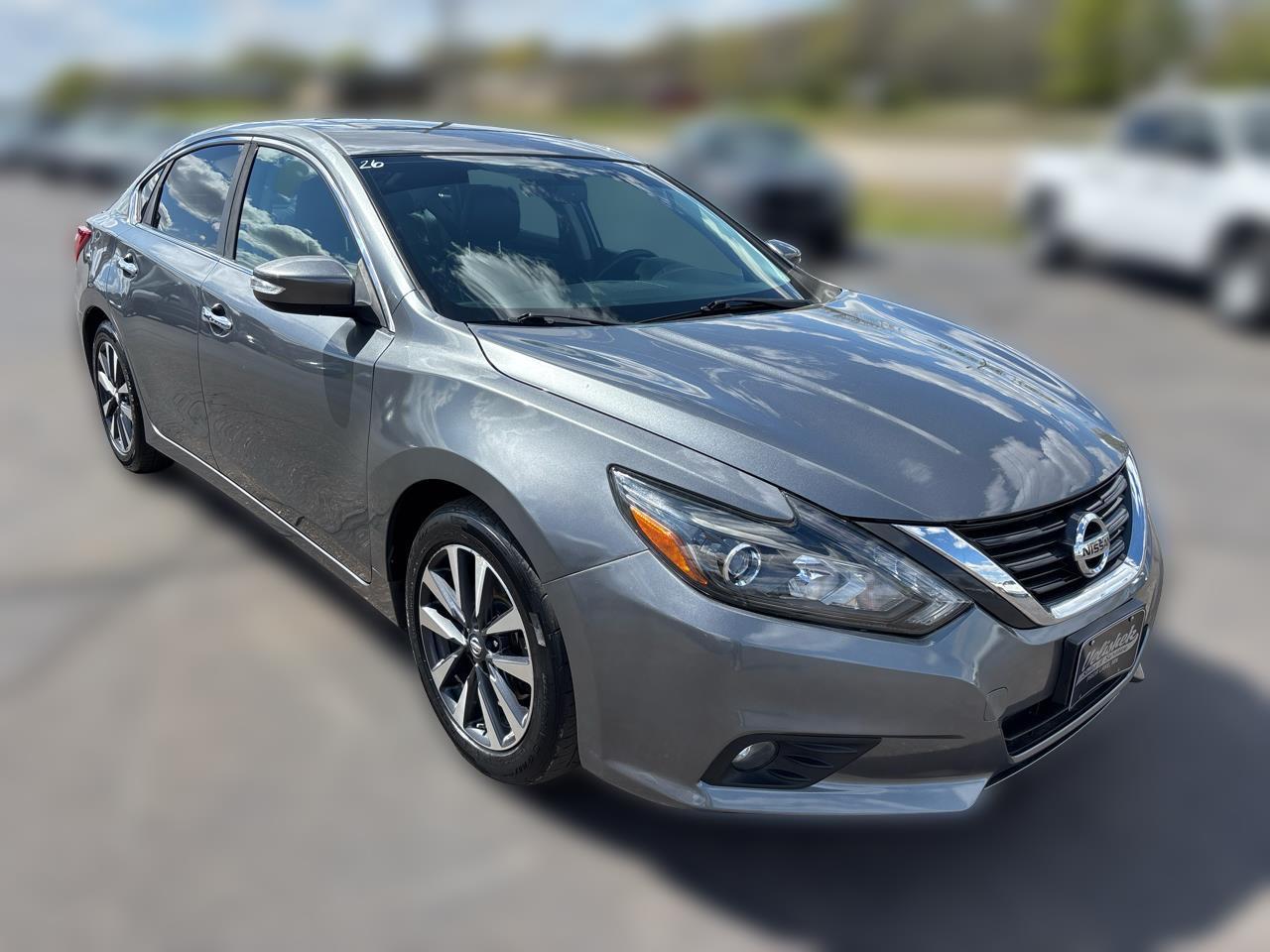 Nissan Altima 4dr Sdn I4 2.5 2016